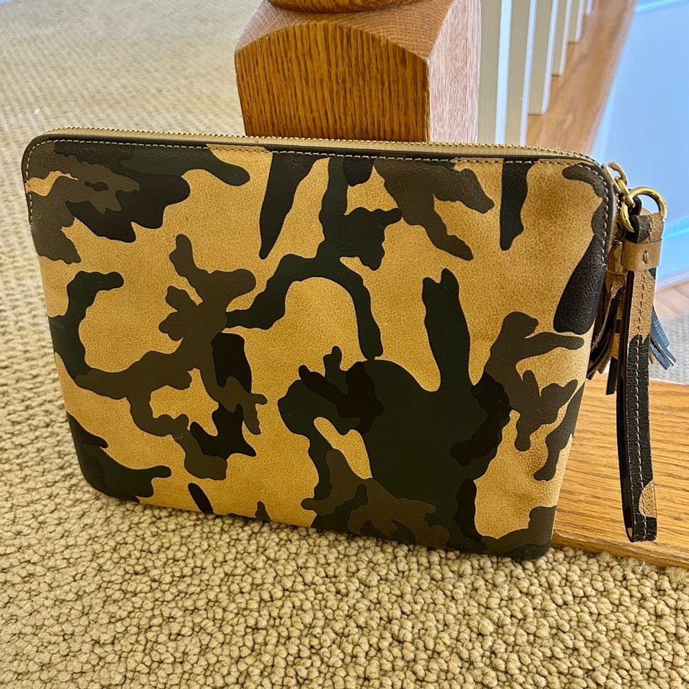 G.I.L.I. Camouflage Leather Clutch Wristlet